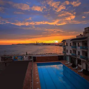 Port 4* Sitges