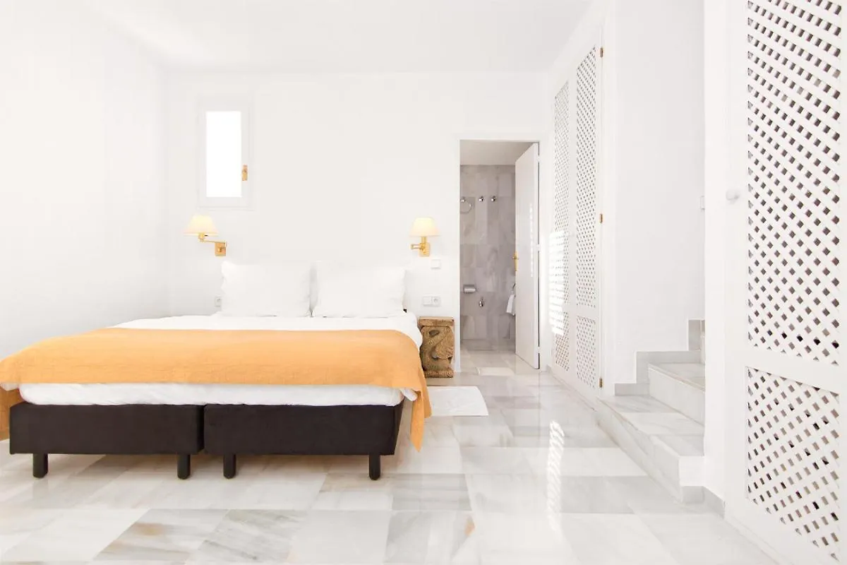 Hotel Village Cala Vadella